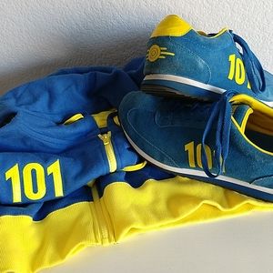 Fallout 101 bundle shoes and hoodie